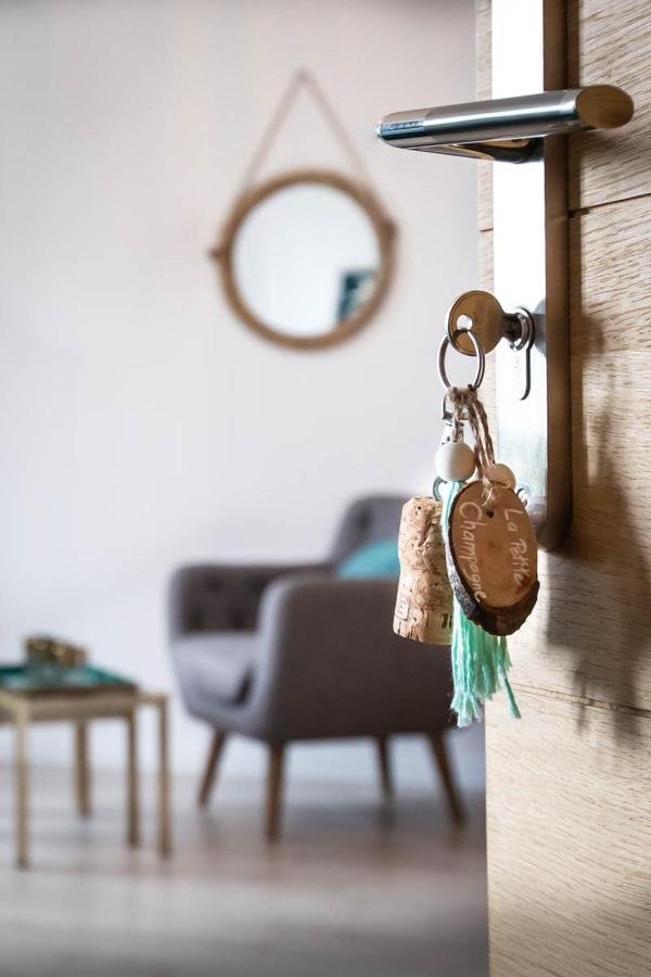 Hotel Au Bouchon Saint-Aigulin Zewnętrze zdjęcie