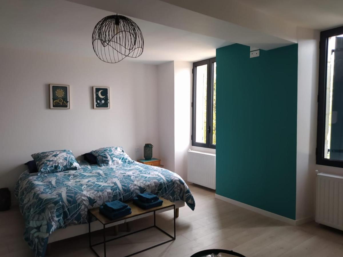 Hotel Au Bouchon Saint-Aigulin Zewnętrze zdjęcie